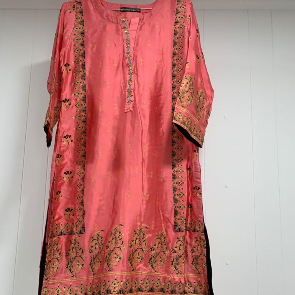 Elegant Pink Embroidered Dress